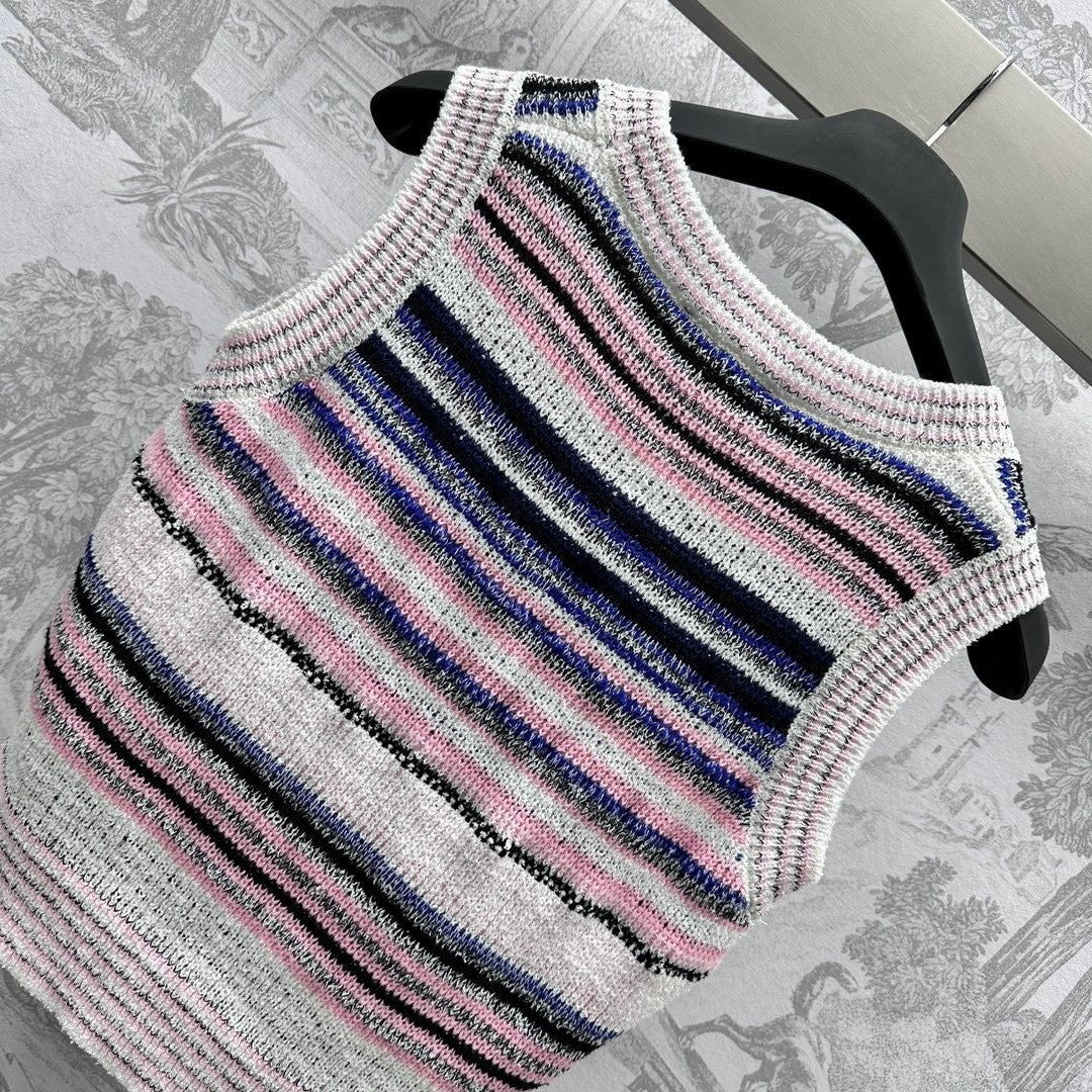 Striped mismatched color knitted vest