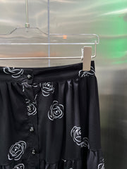 Rose pattern skirt