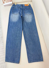 Wide-leg jeans with dense embroidered logo on the hem