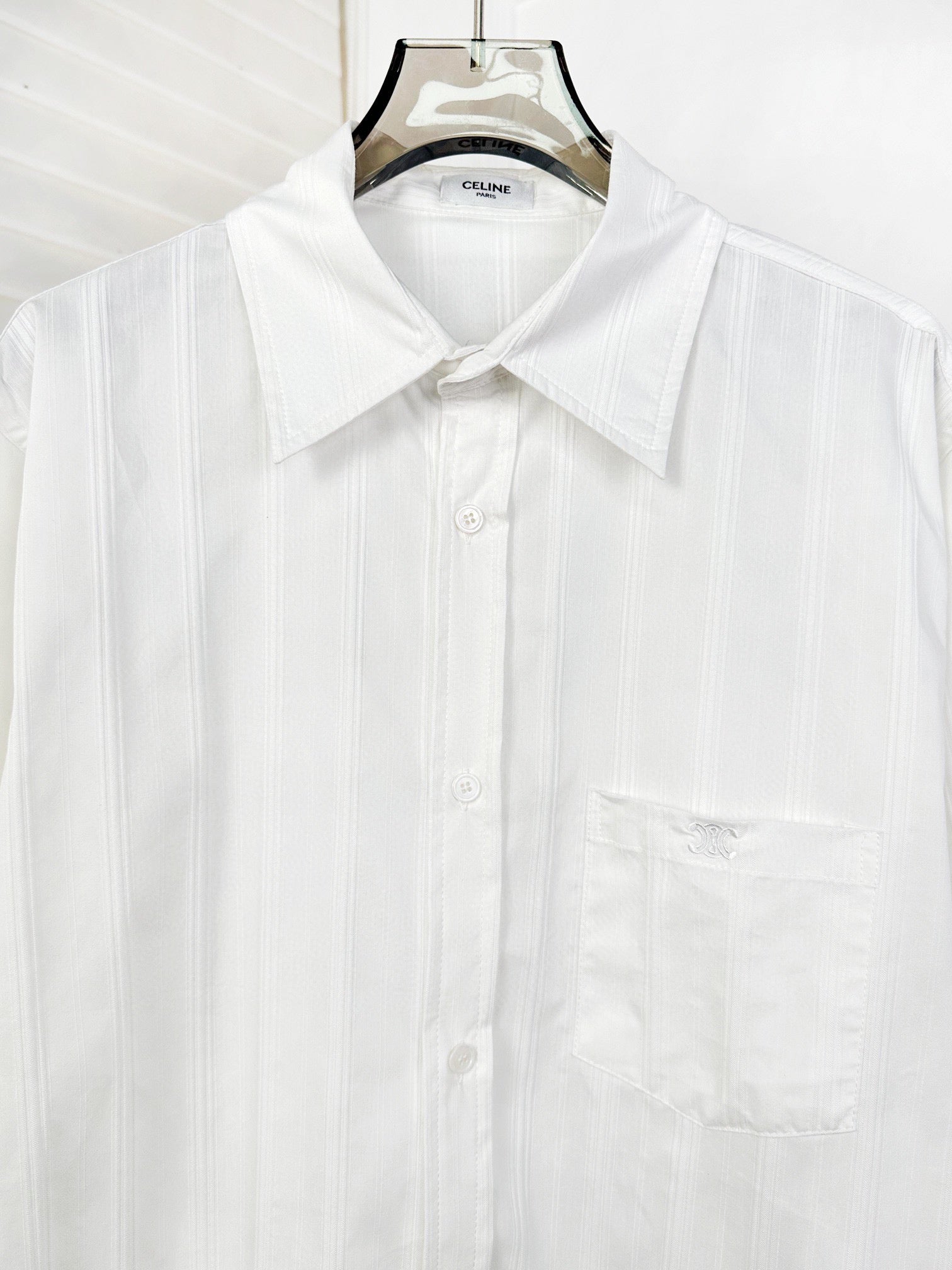 Cotton and linen shirt with chest embroidery