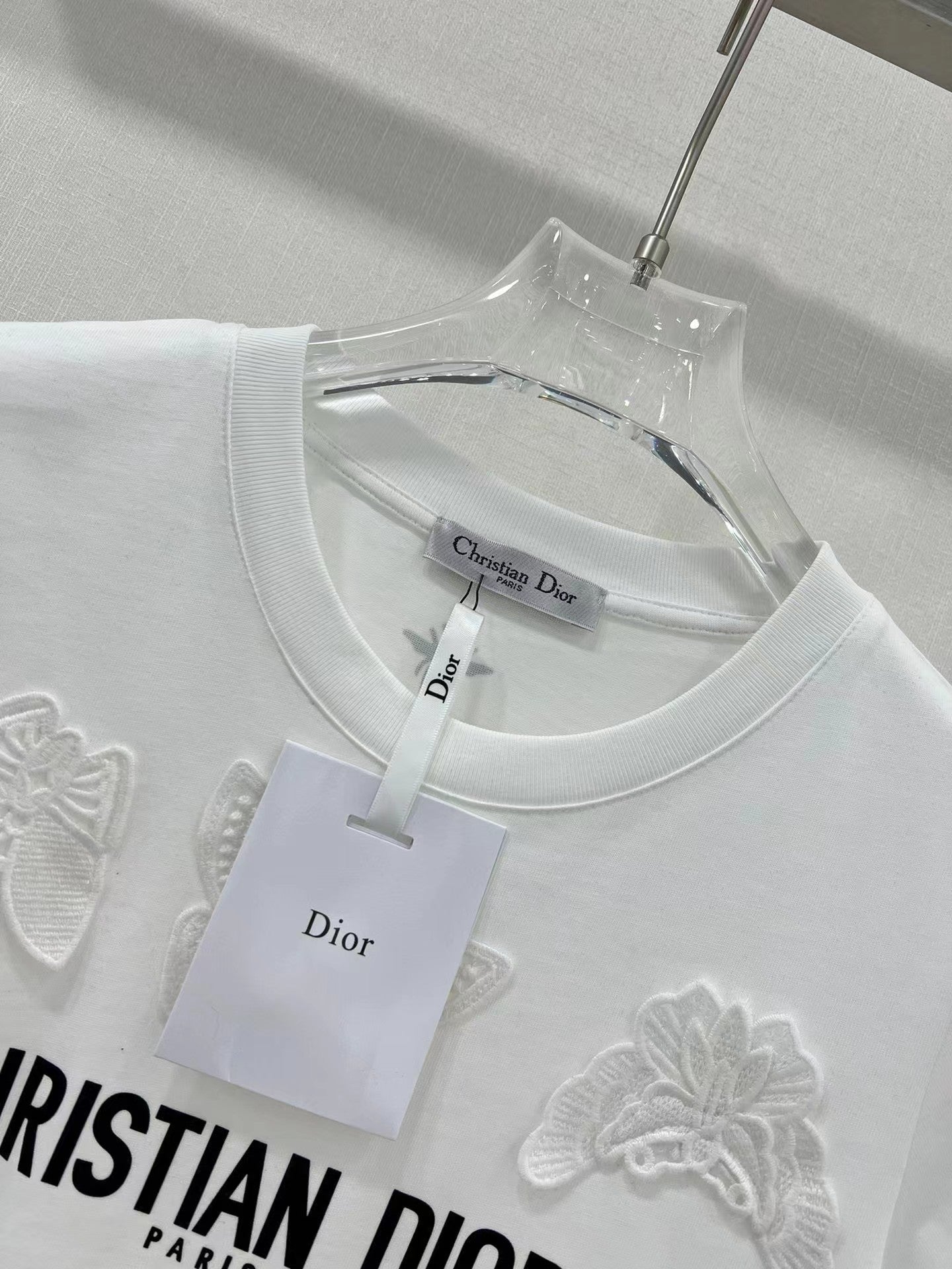 White printed fashionable short sleeves