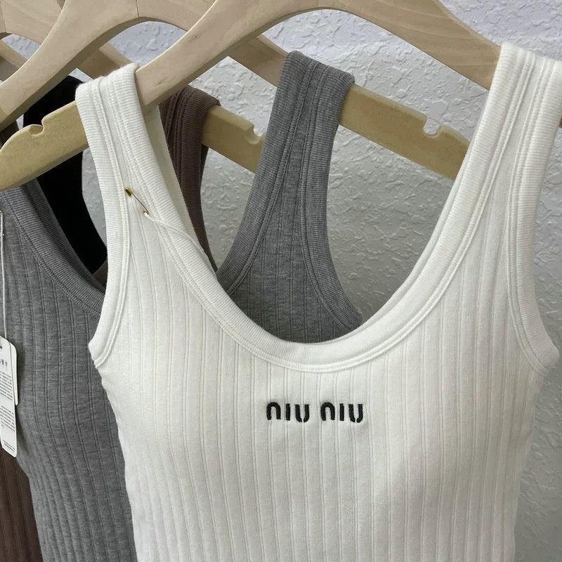 Tank top with built-in chest padding