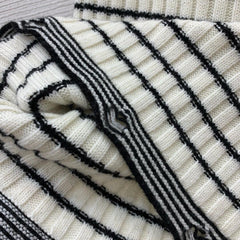 Minimalist striped knitted vest