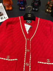 Cardigan tricoté rouge
